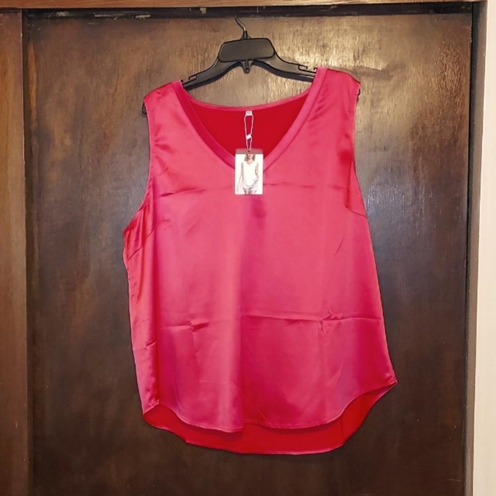 Polyester shirt 2XL Never Worn